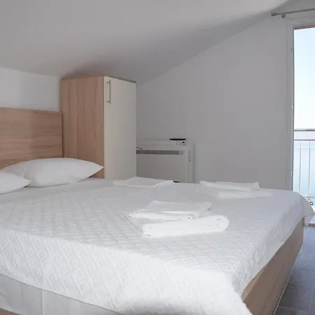 Tota Vendégház Starigrad-Paklenica