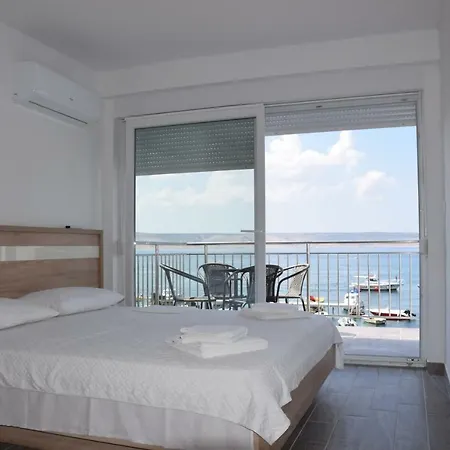 Tota Gostinjska kuća 3*