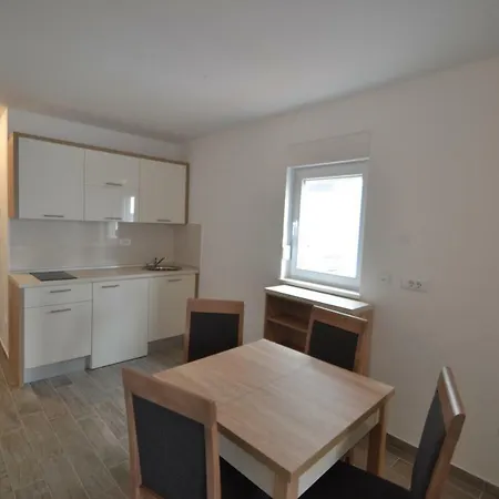 Tota Vendégház Starigrad-Paklenica