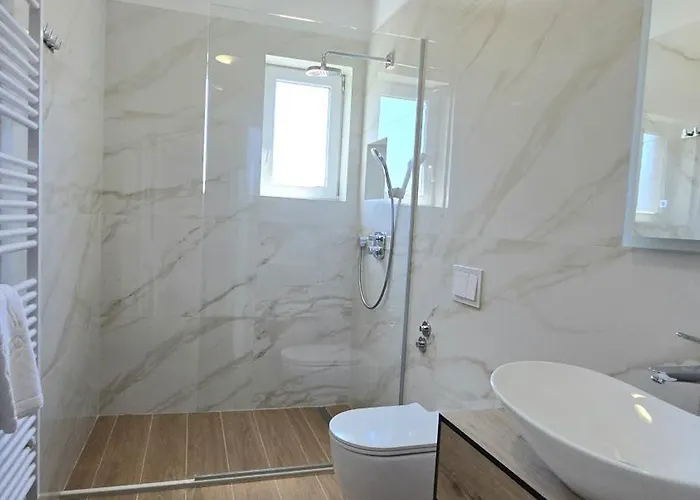 Tota Gostinjska kuća 3*
