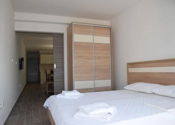 Gostinjska kuća Tota Starigrad Paklenica