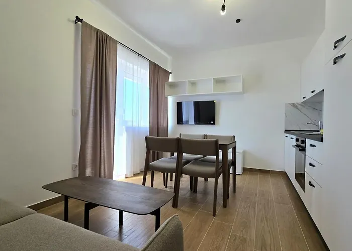 Tota Starigrad Paklenica